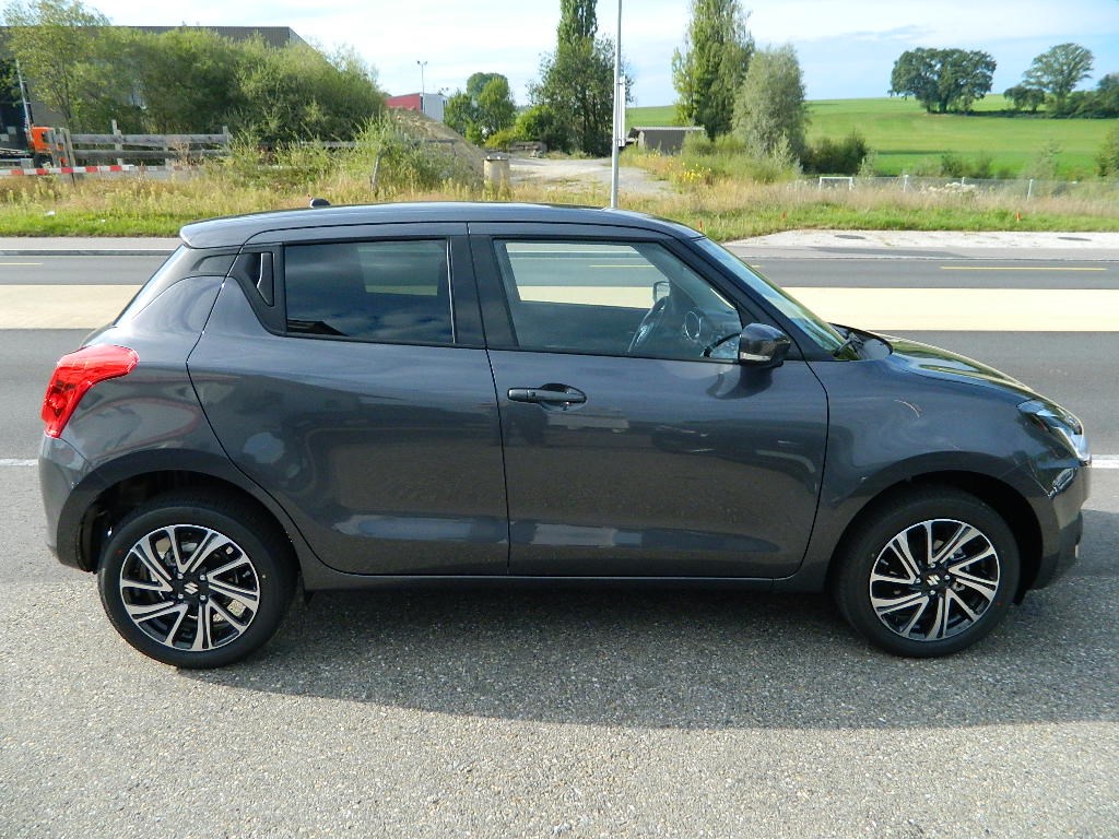 SUZUKI Swift 1.2 Compact Top 4x4 Hybrid - 6