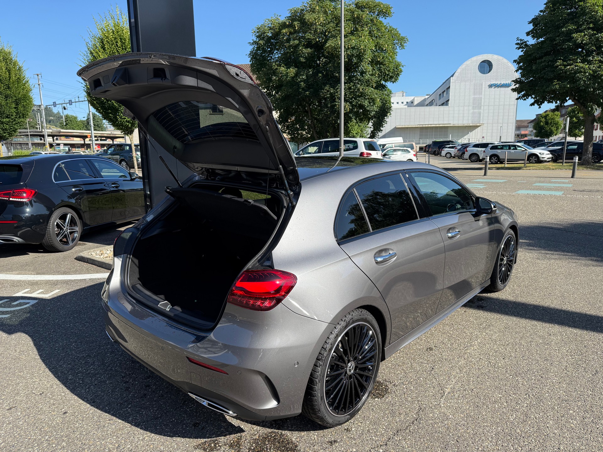 MERCEDES-BENZ A 200 Night Star 7G-DCT - 8