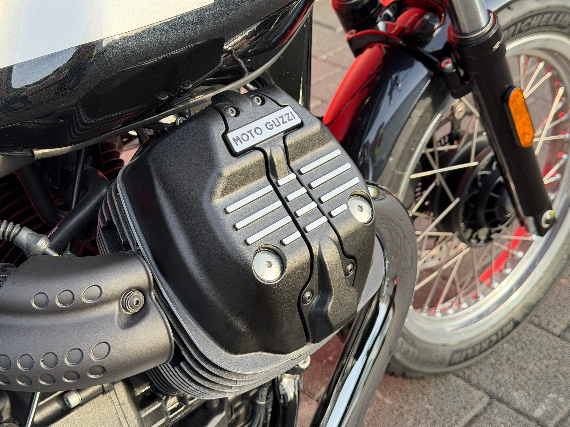 MOTO GUZZI V7 IV 850 Special (35kW) - 9
