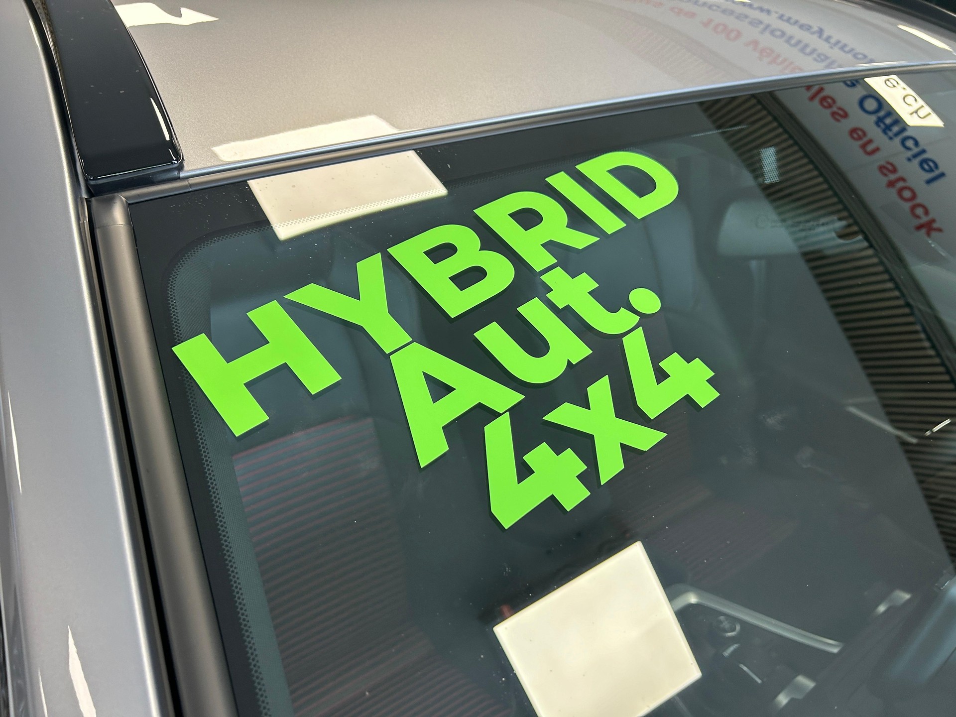 SUZUKI Across 2.5 PHEV Compact Top 4x4 - 22