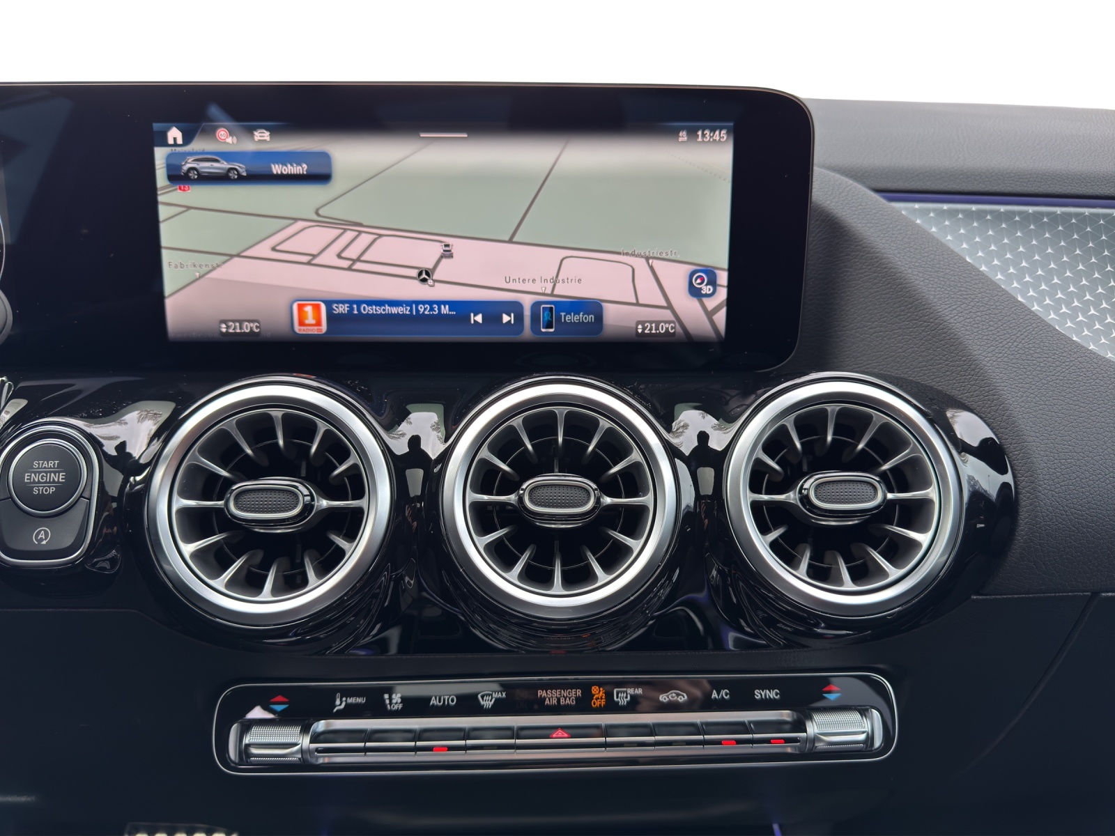 MERCEDES-BENZ GLA 250 4Matic Swiss Star - 15