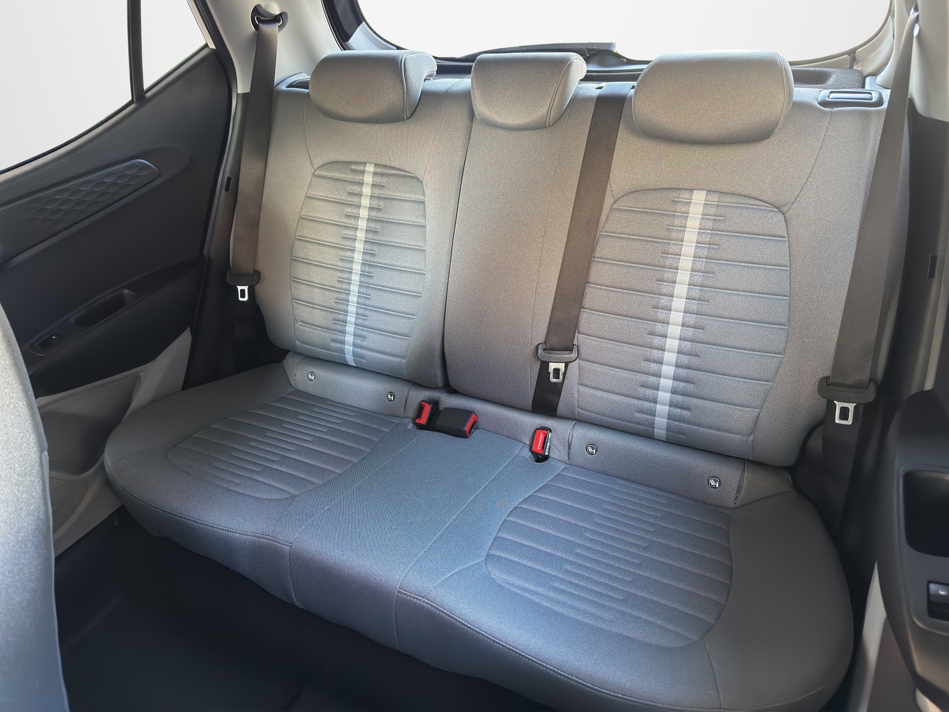 HYUNDAI i10 1.2 Vertex Aut. - 12