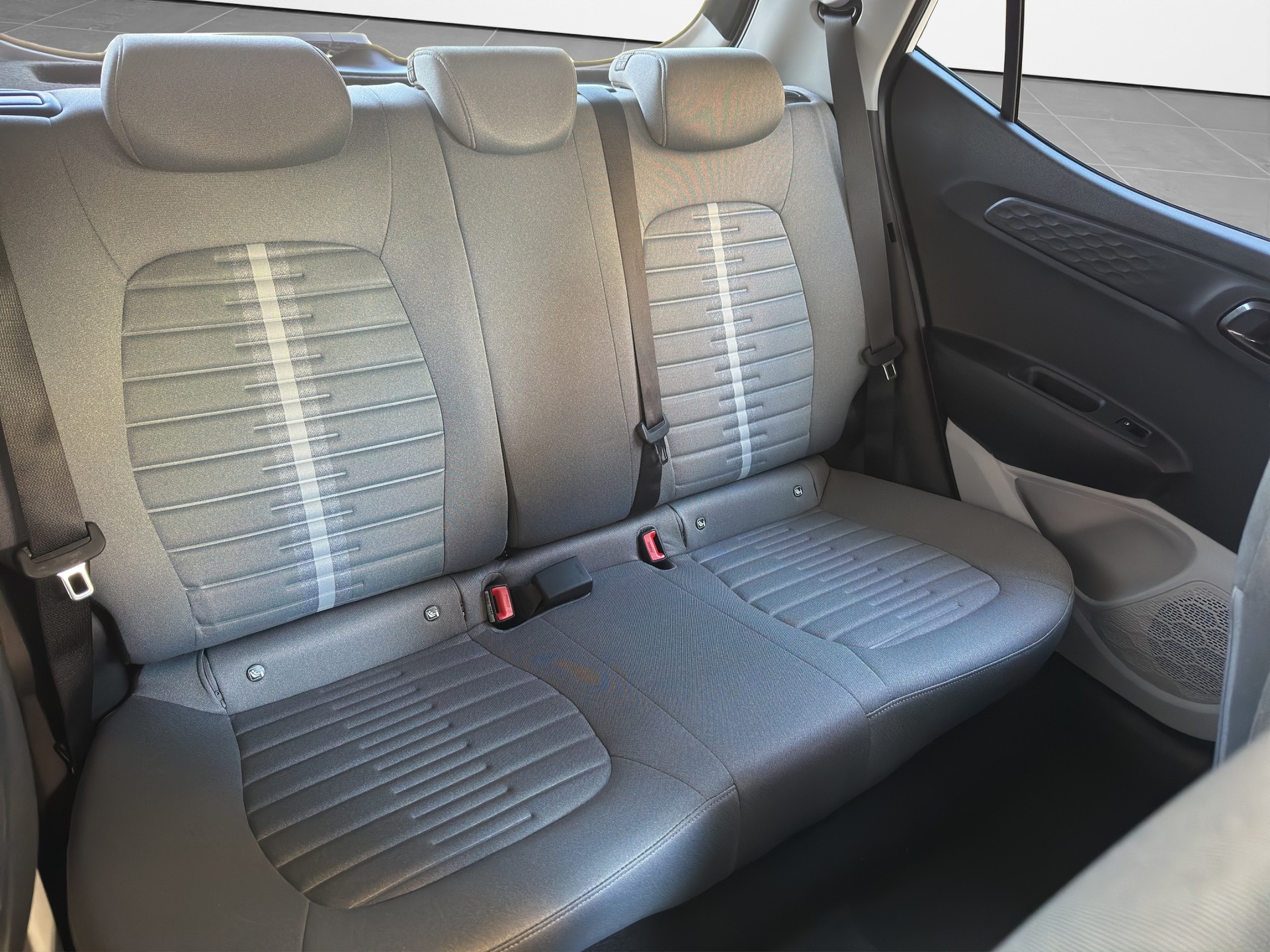 HYUNDAI i10 1.2 Vertex Aut. - 17