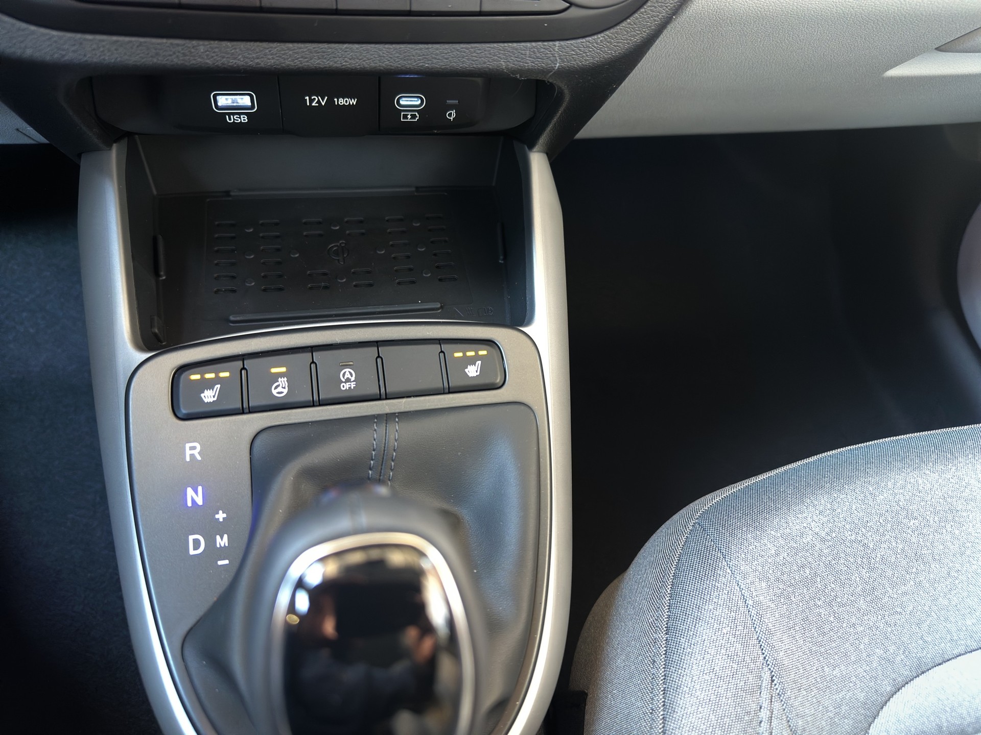 HYUNDAI i10 1.2 Vertex Aut. - 22