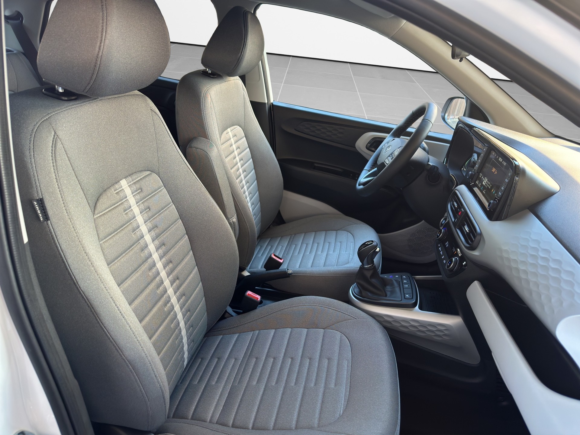 HYUNDAI i10 1.2 Vertex Aut. - 16