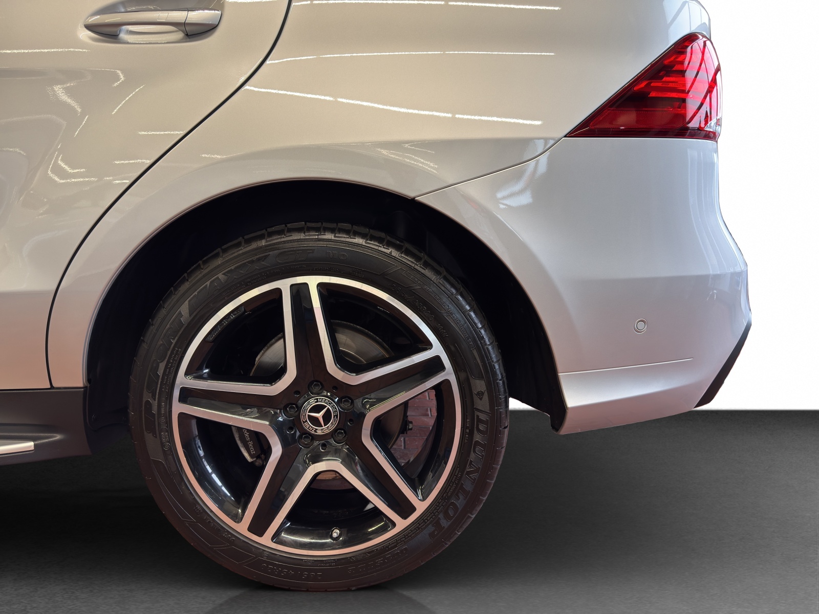 MERCEDES-BENZ GLE 350 d Executive 4M - 23