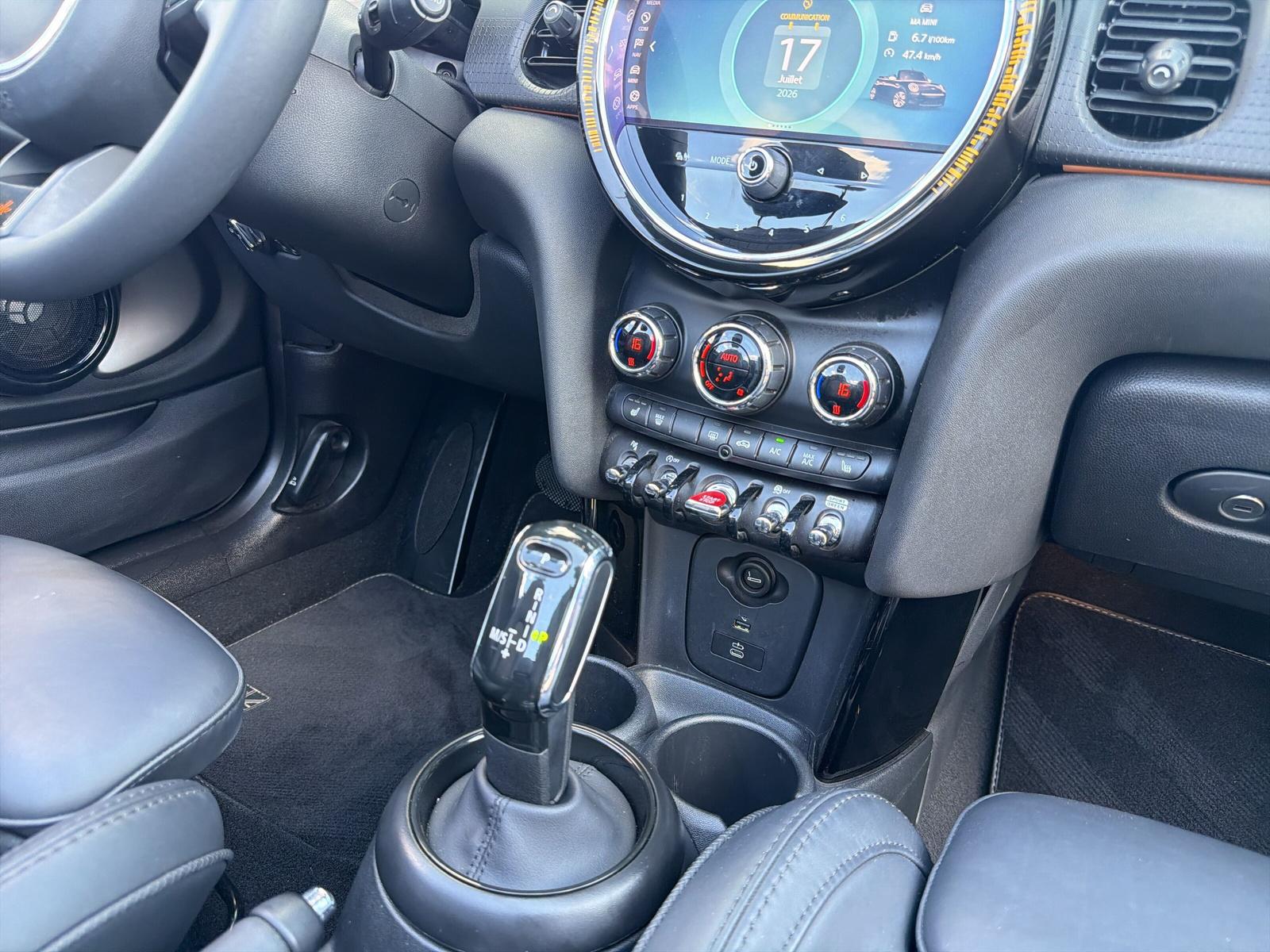 MINI Cooper S Cabrio F57 2.0i (CH) - 15