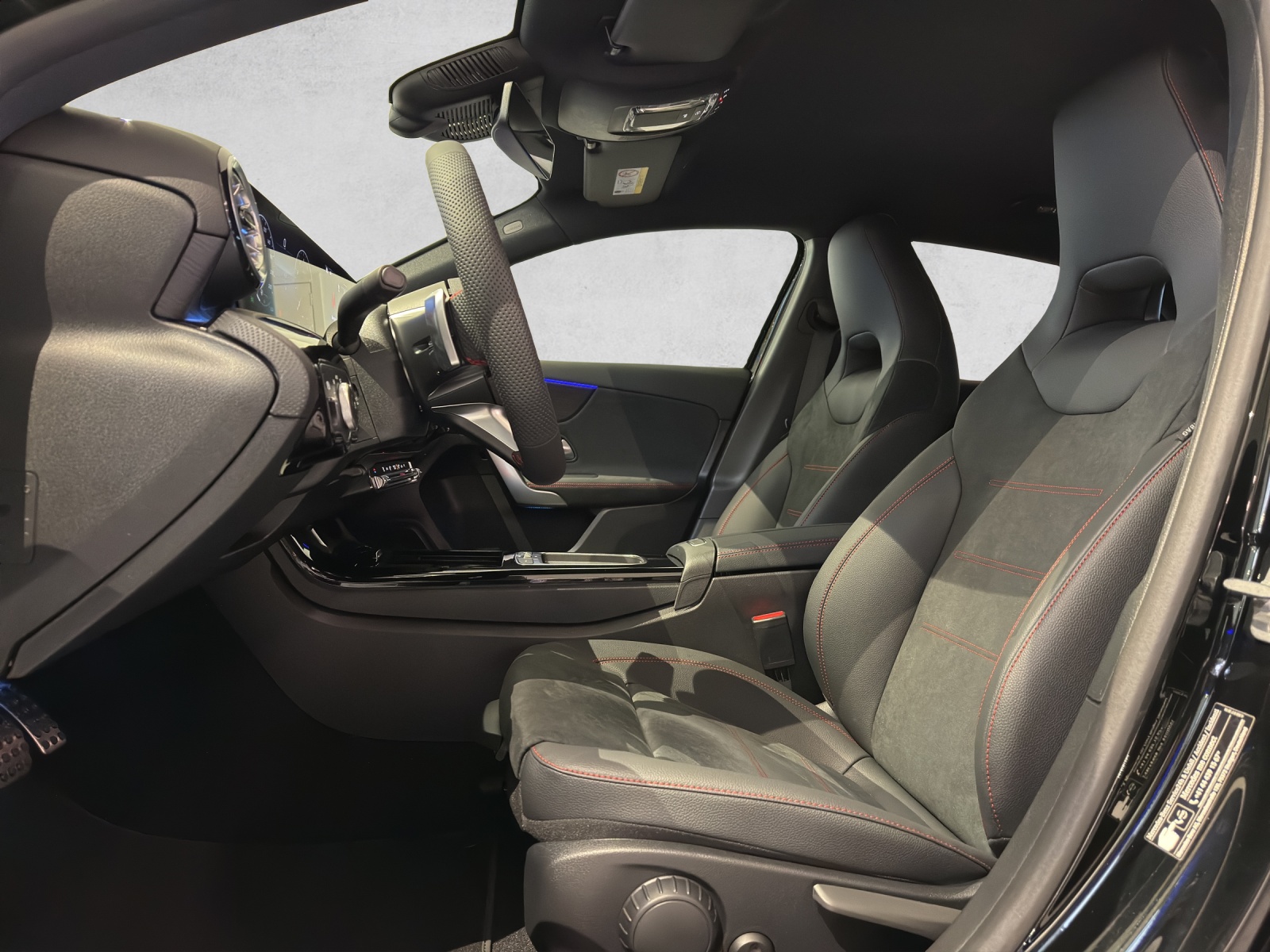 MERCEDES-BENZ A 220 4Matic 8G-DCT - 7