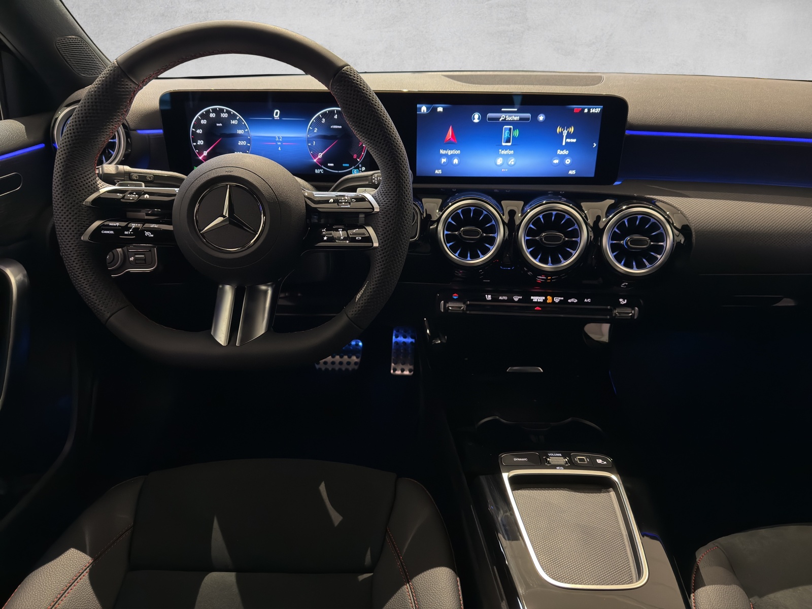 MERCEDES-BENZ A 220 4Matic 8G-DCT - 12