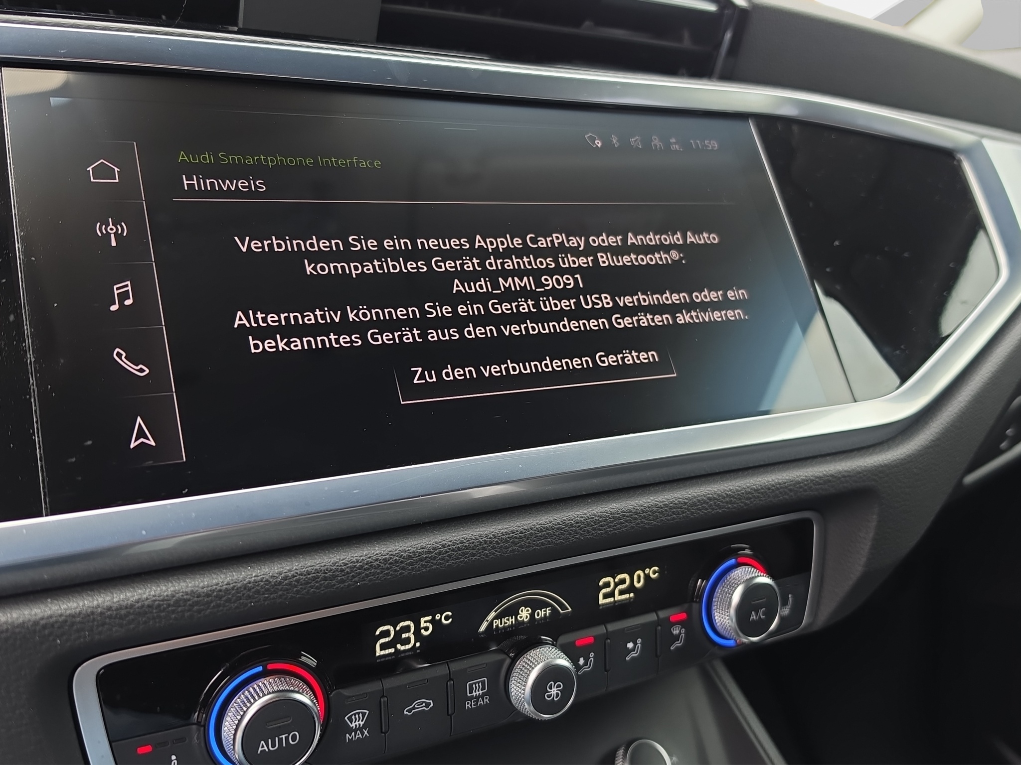 AUDI Q3 11