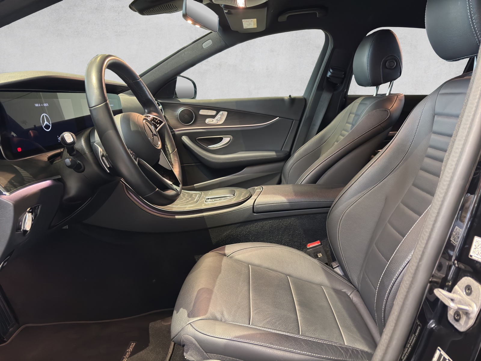 MERCEDES-BENZ E 220 d AMG Line 4M W213 - 12