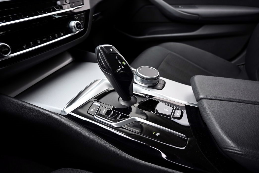 BMW 520d 48V Touring Steptronic Facelift - 10