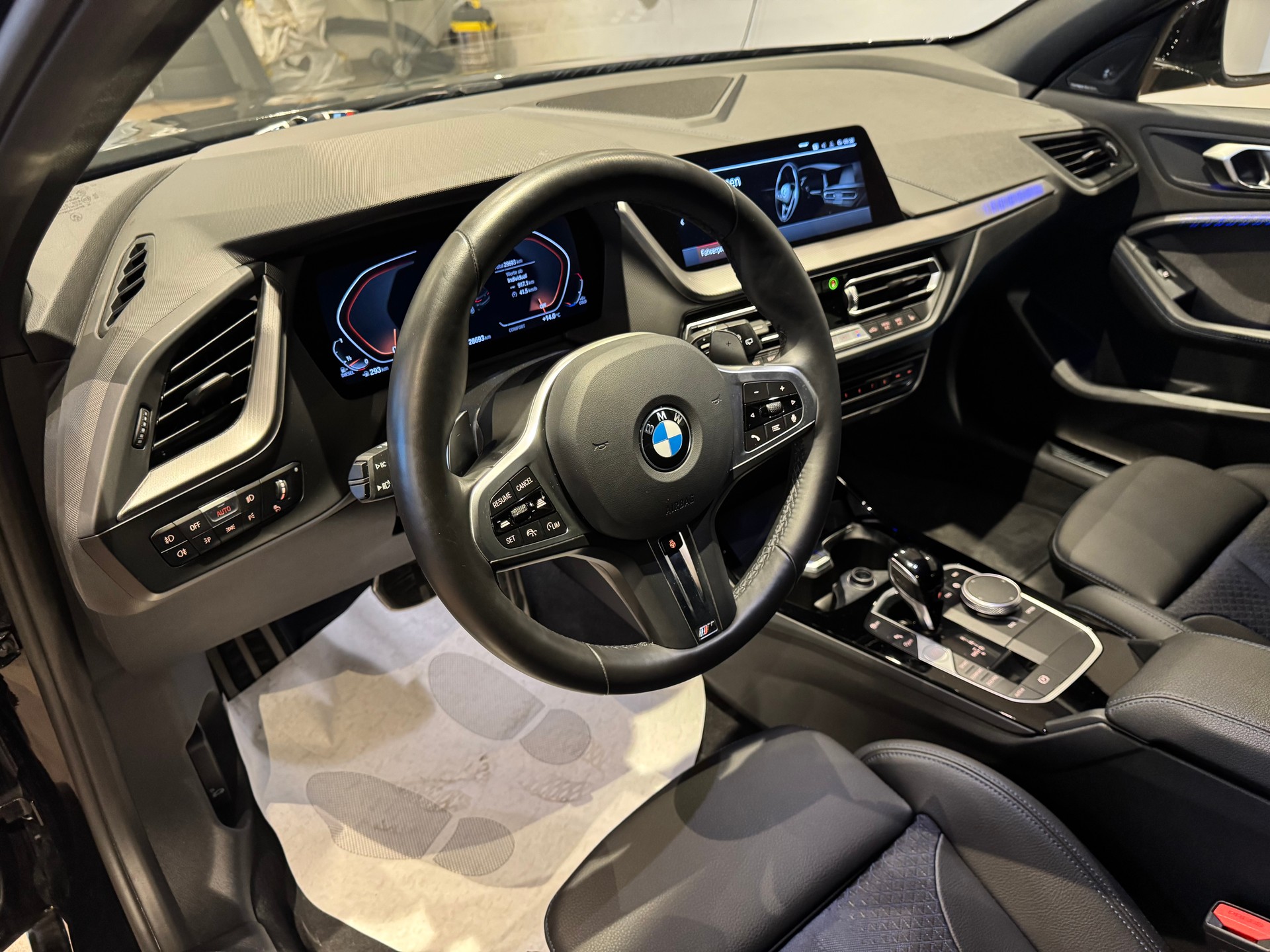 BMW 120d xDrive - 13