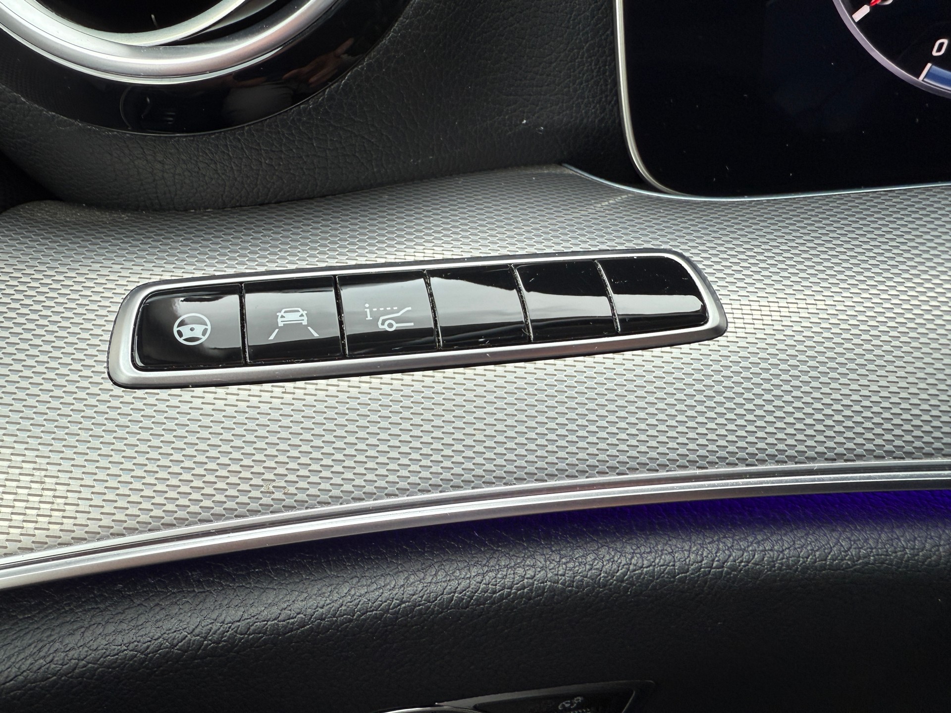 MERCEDES-BENZ E 200 Avantgarde 4 Matic - 15