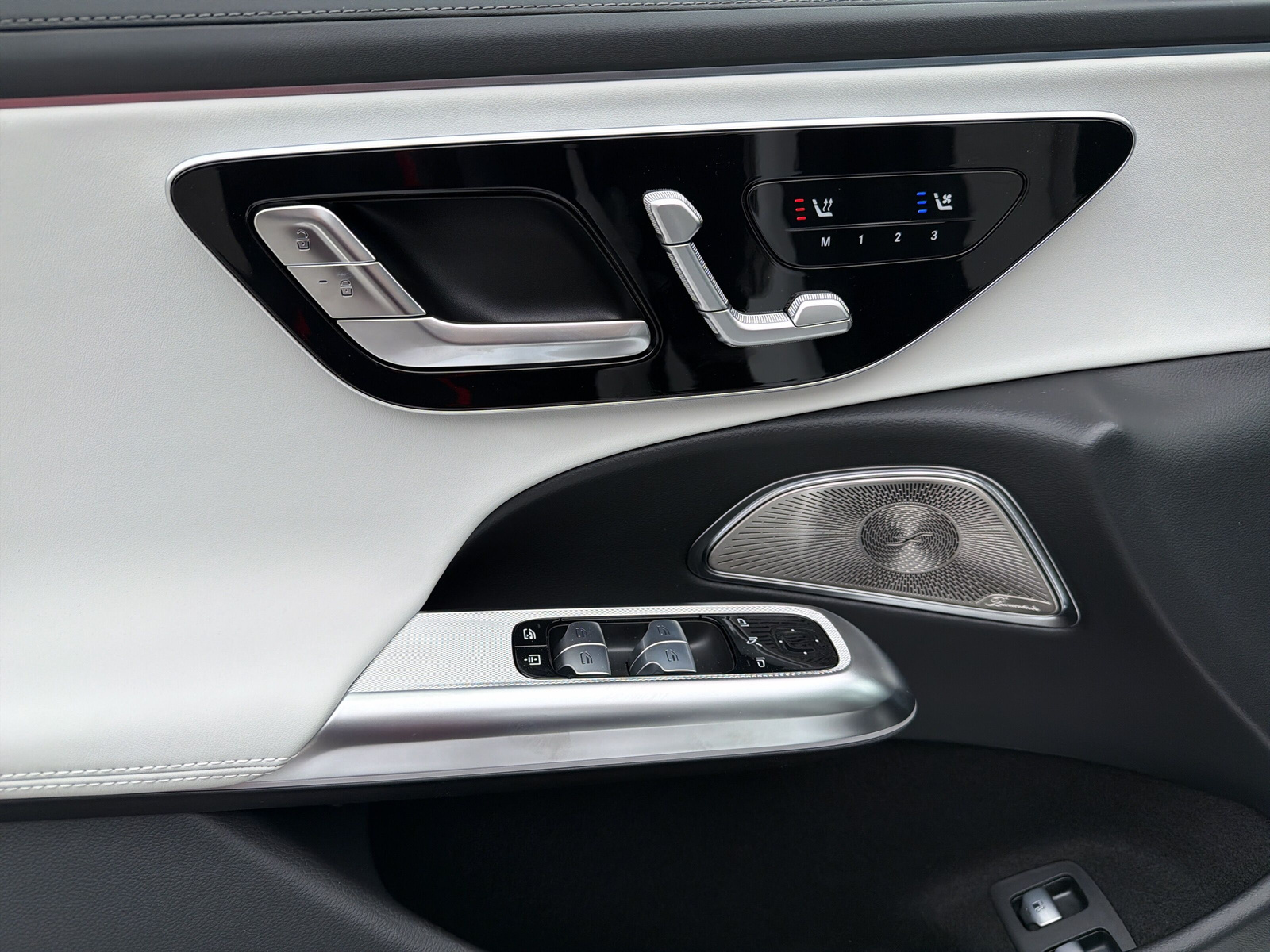 MERCEDES-BENZ E 53 AMG Hybrid 4Matic+ 9G-Tronic - 12