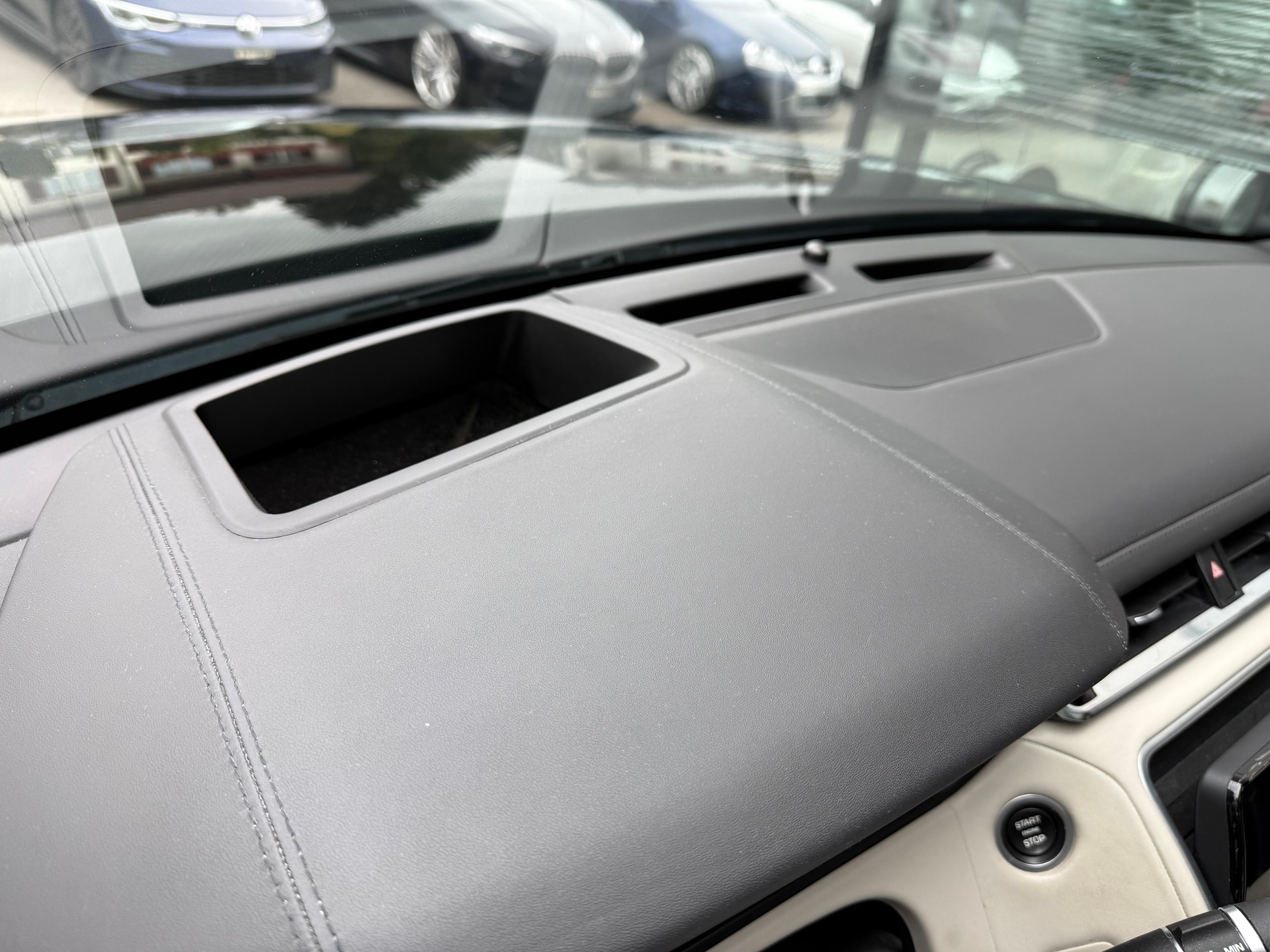 LAND ROVER Range Rover Velar D 300 First Edition Automatic - 13