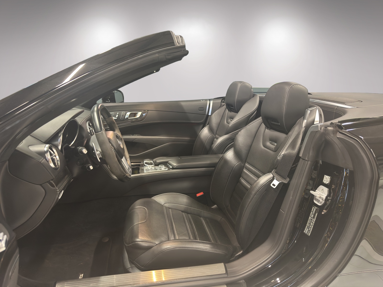 MERCEDES-BENZ SL 63 AMG Speedshift - 9