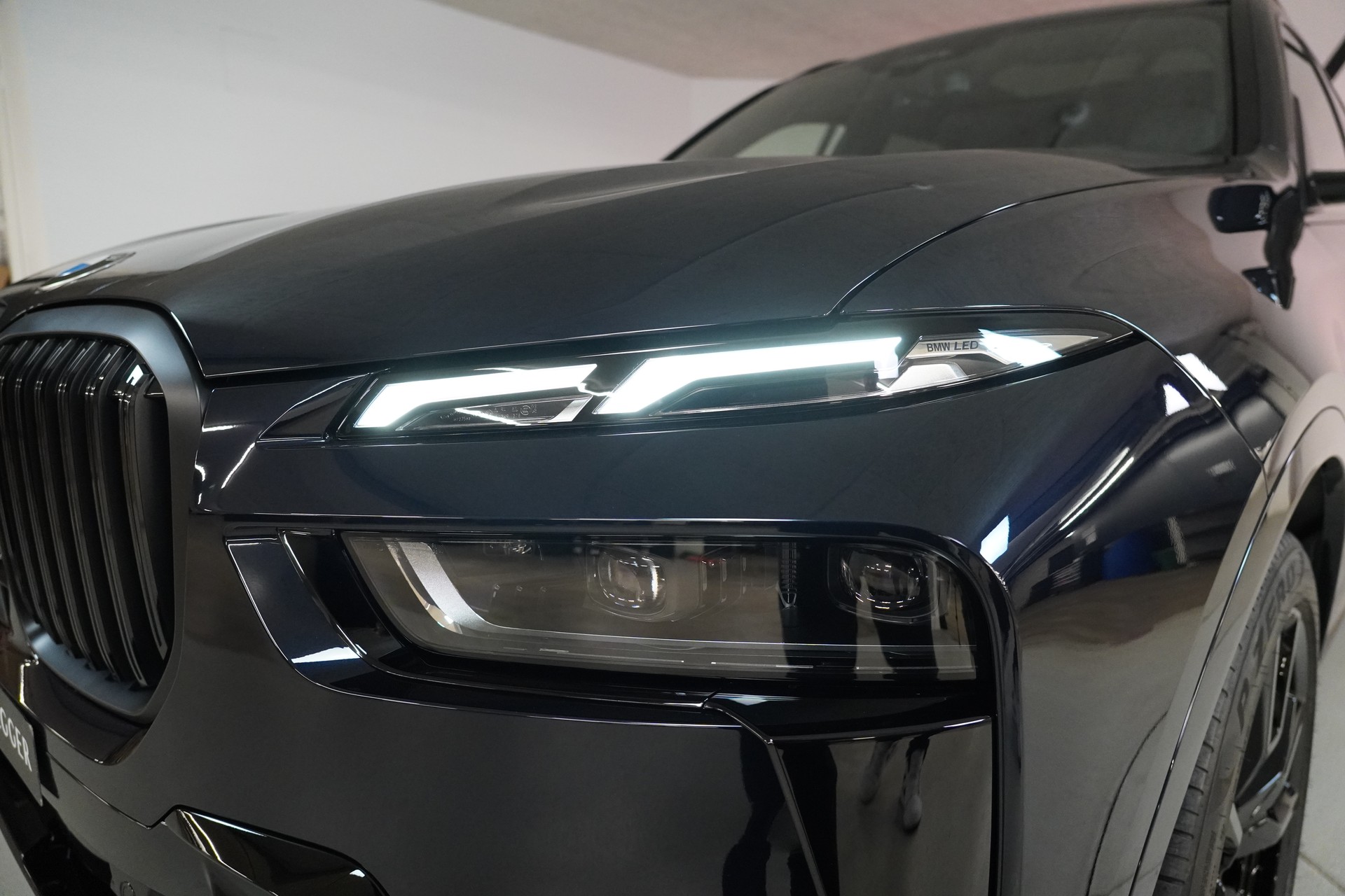 BMW X7 xDrive 48V 40d M Sport Pro Steptronic - 9