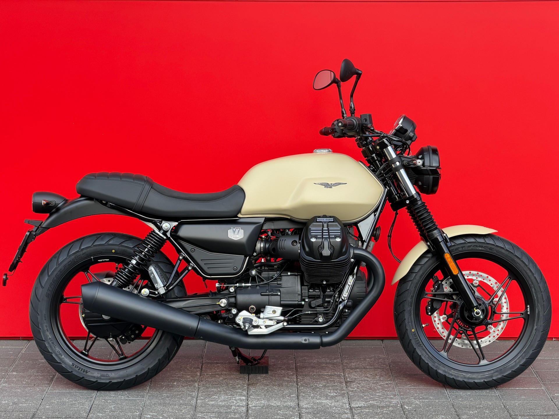 MOTO GUZZI V7 IV 850 Stone E5+