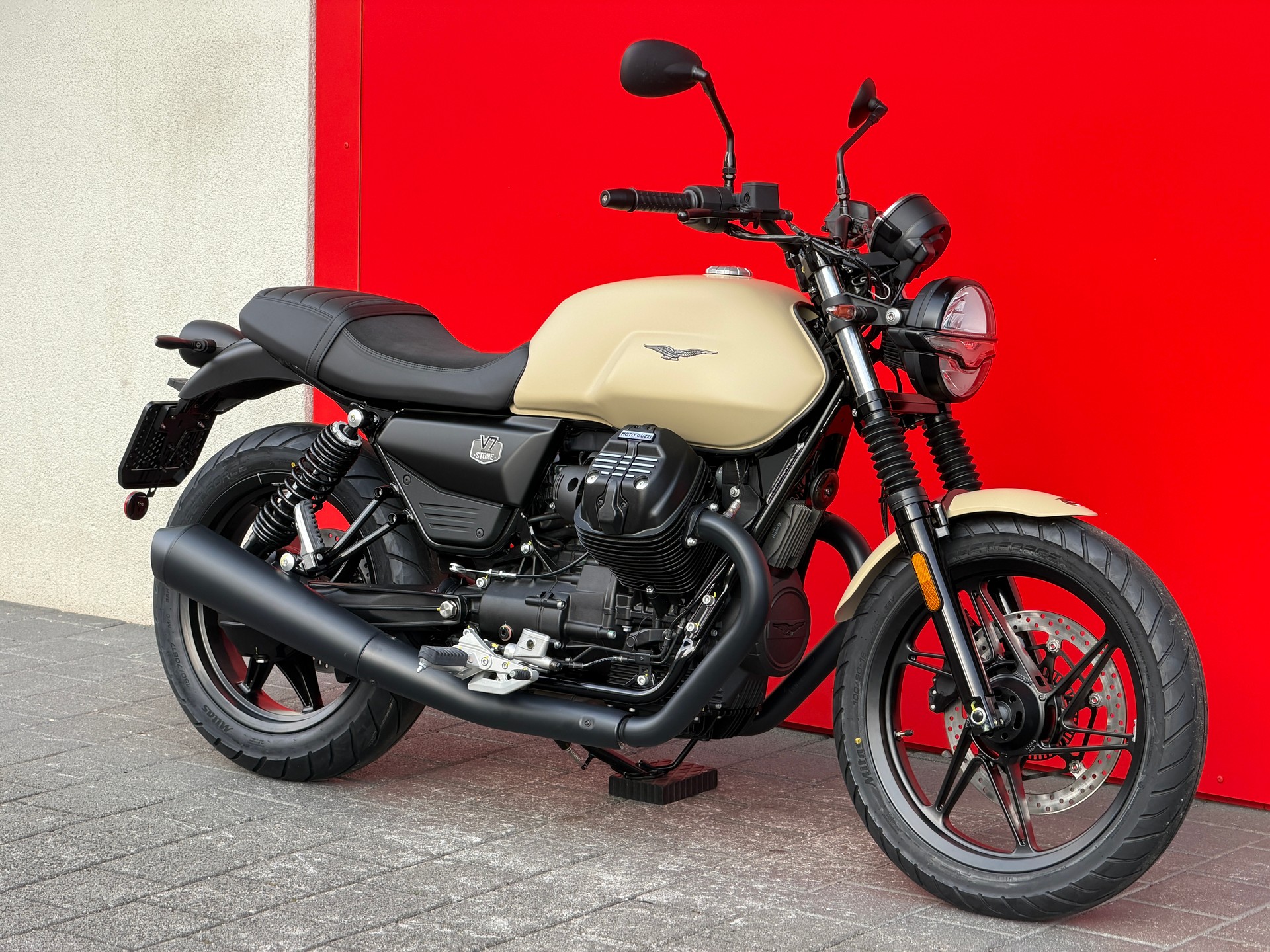 MOTO GUZZI V7 IV 850 Stone E5+ - 10