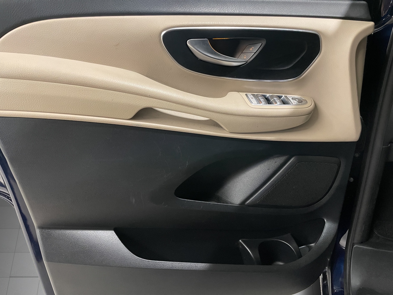 MERCEDES-BENZ Marco Polo 300 d 4M Automat - 8