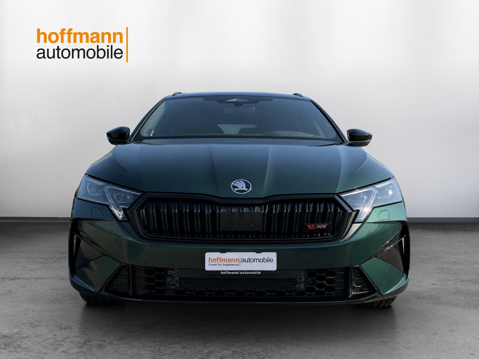 SKODA Octavia Combi 2.0 TSI DSG RS 30 Years Edition - 2