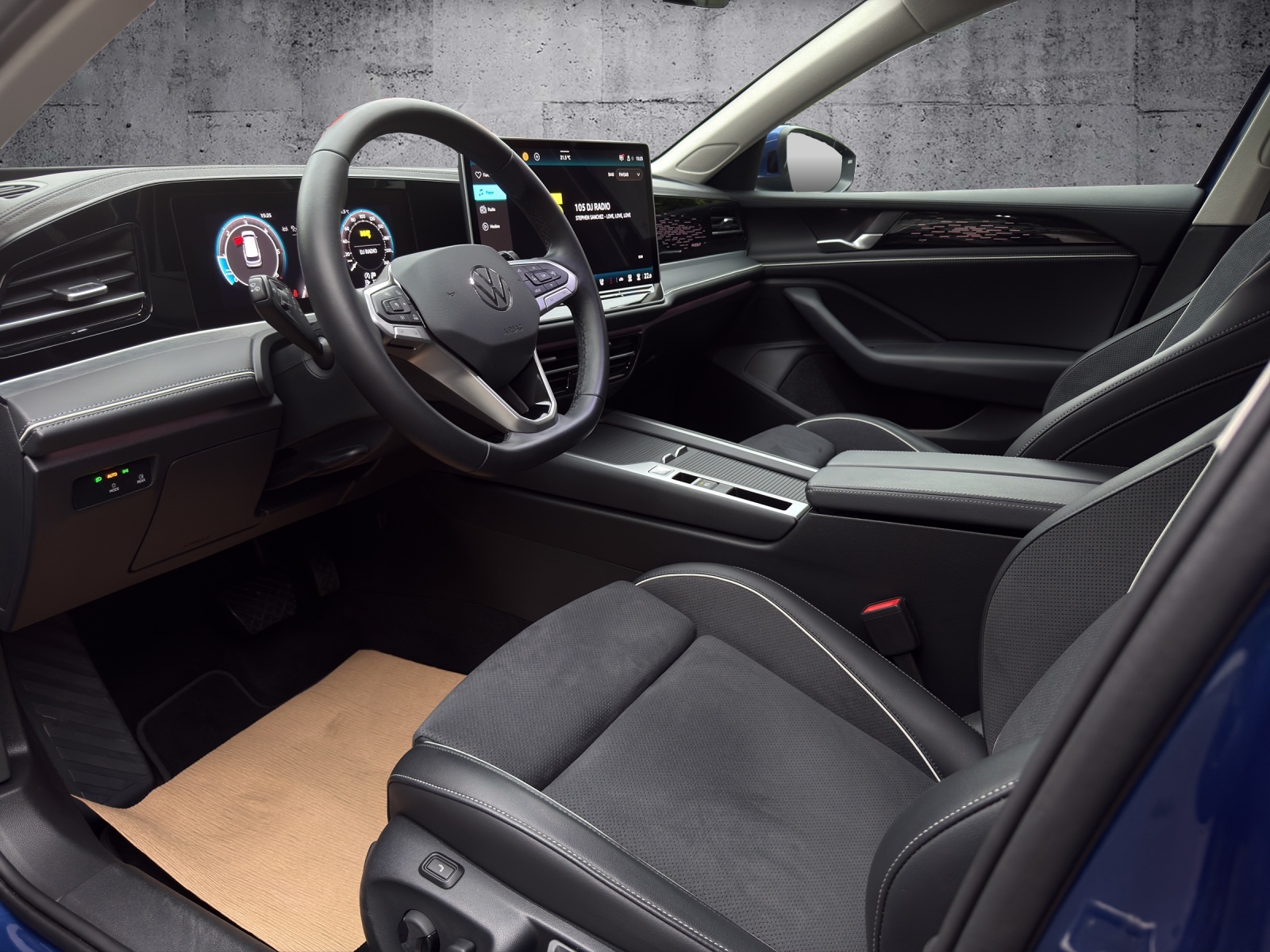 VW Passat Variant 2.0 TDI evo Business 4 Motion DSG *CH-Fahrzeug / Werksgarantie* - 7