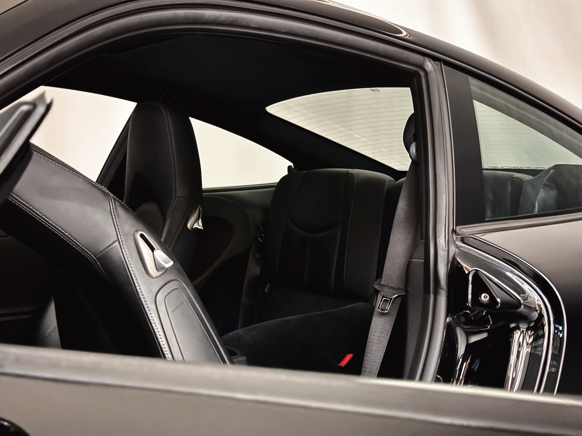 PORSCHE 911 Carrera 4S - 11