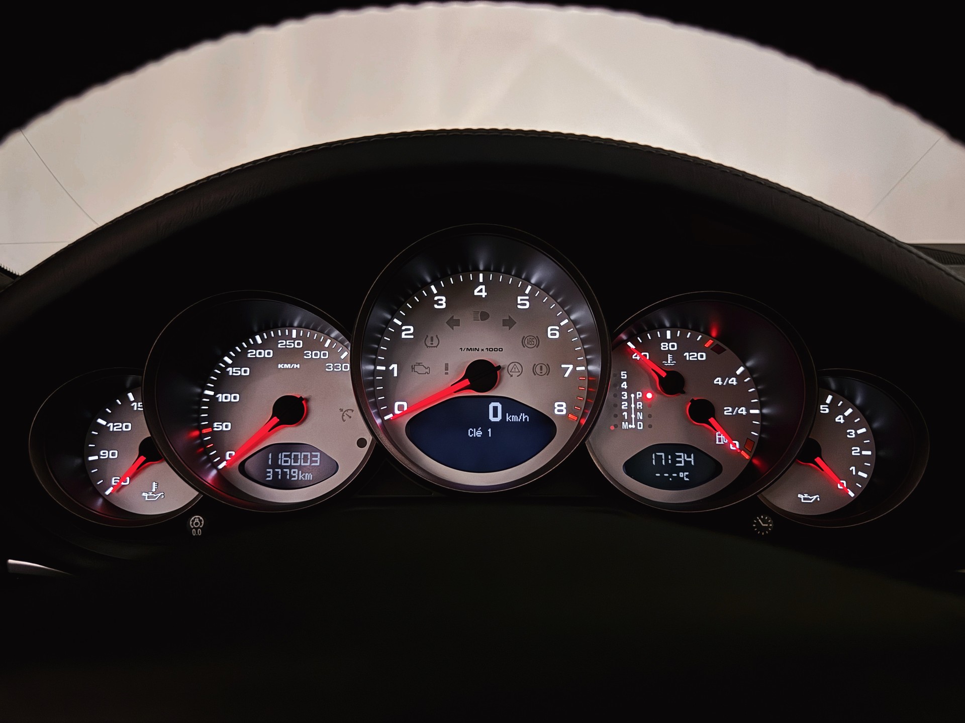 PORSCHE 911 Carrera 4S - 18