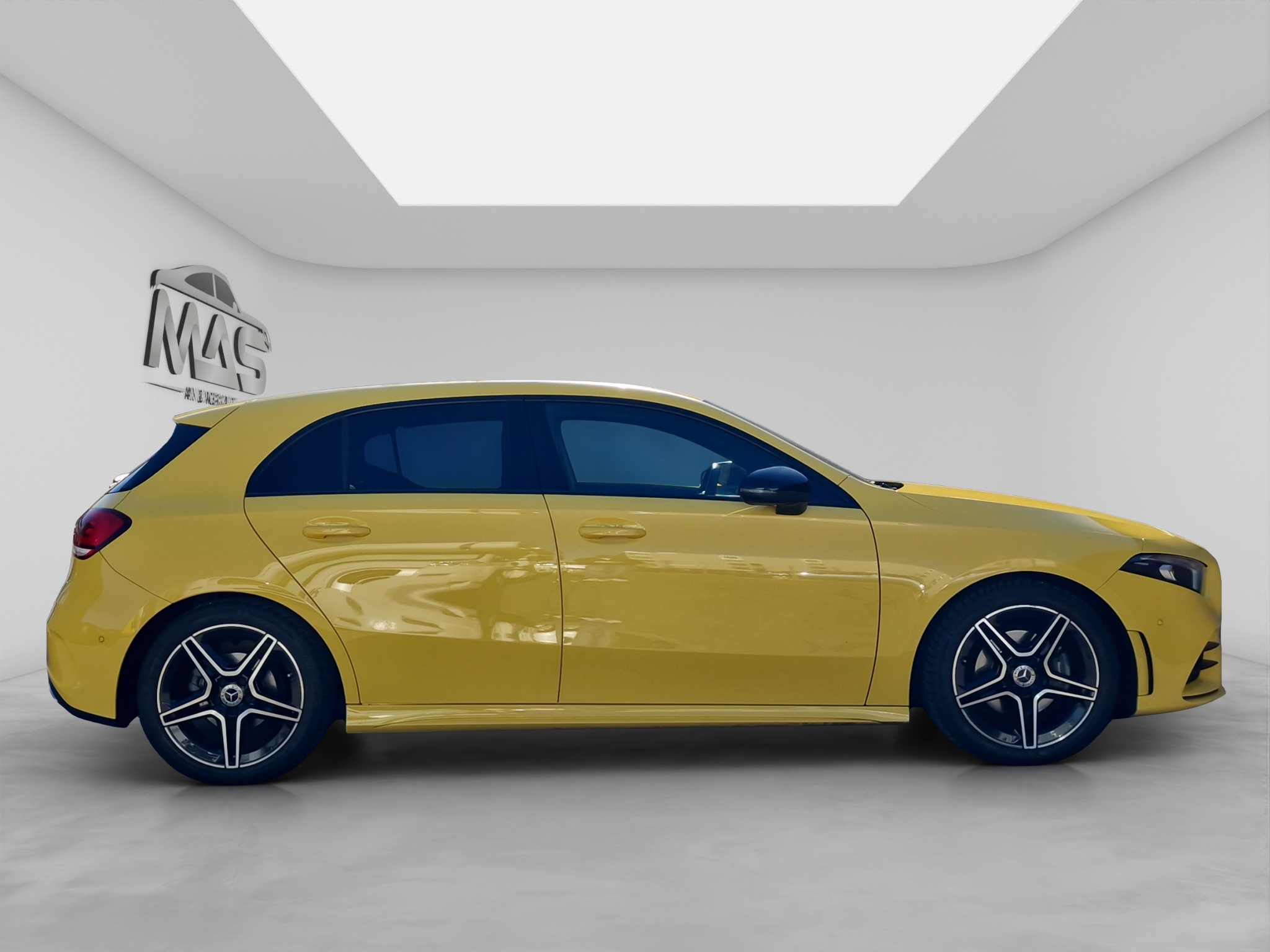 MERCEDES-BENZ A 180 7