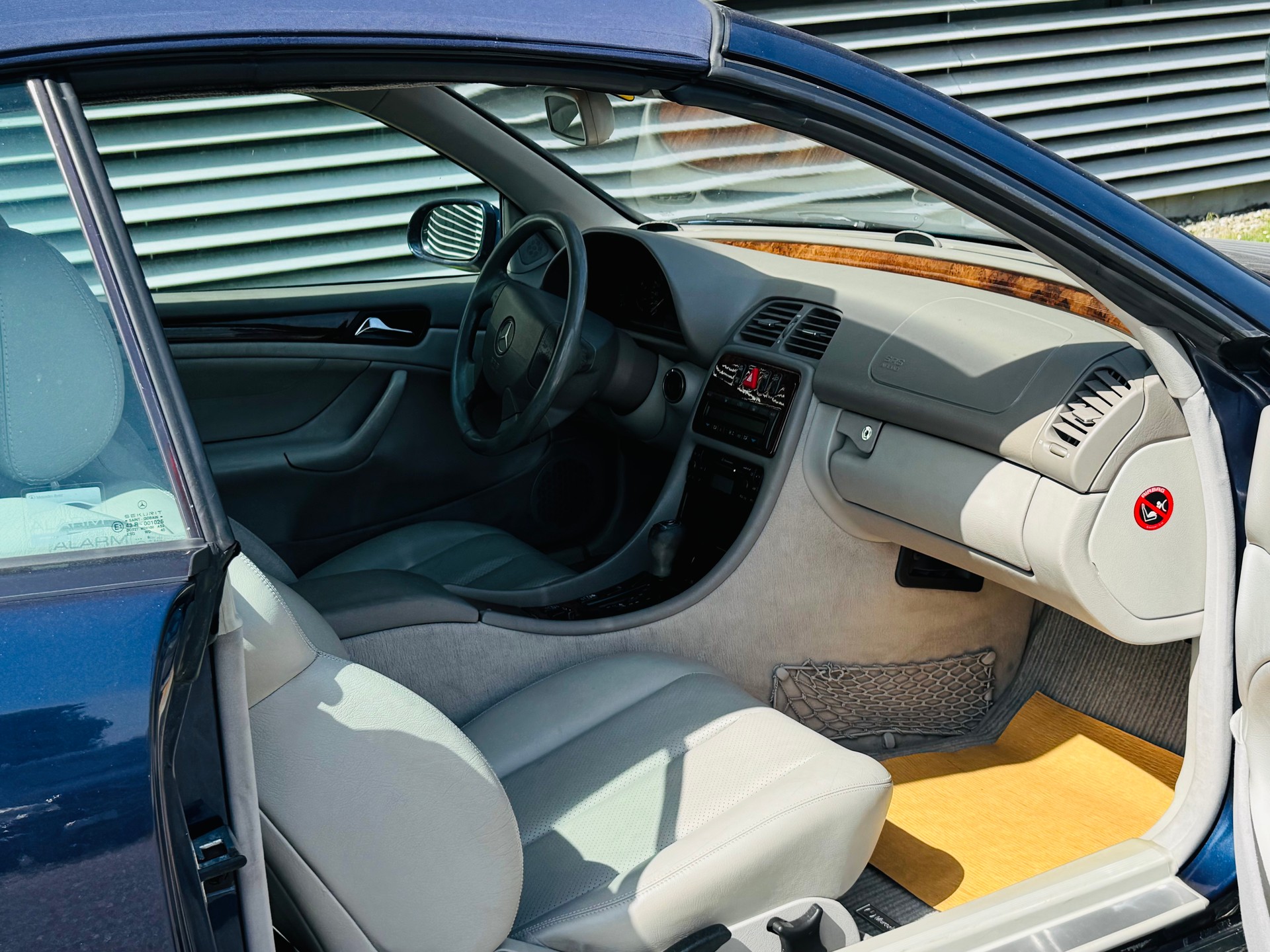 MERCEDES-BENZ CLK 230 K Elégance - 6
