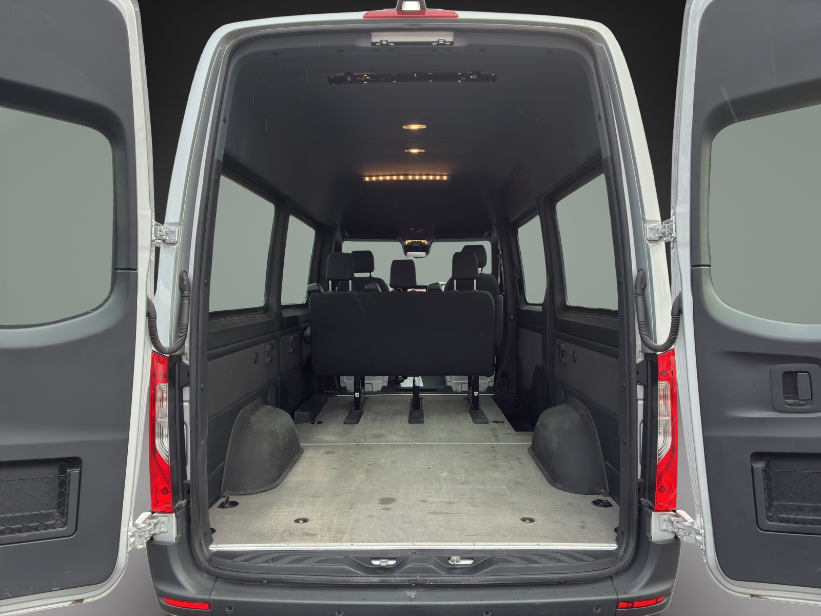 MERCEDES-BENZ Sprinter 317 CDI Standard 9G-TRONIC - 7