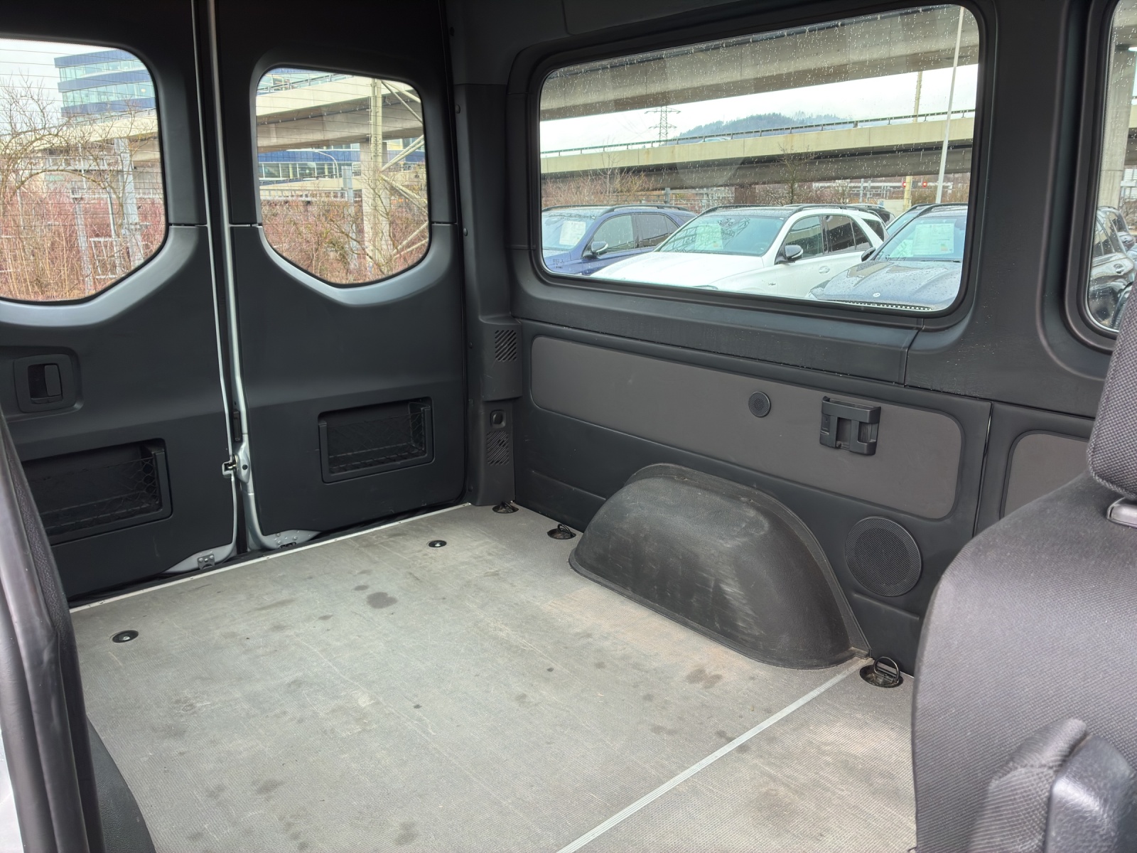 MERCEDES-BENZ Sprinter 317 CDI Standard 9G-TRONIC - 14