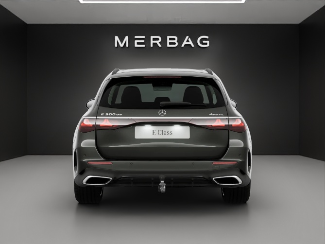 MERCEDES-BENZ E 300 de T 4Matic 9G-Tronic - 5
