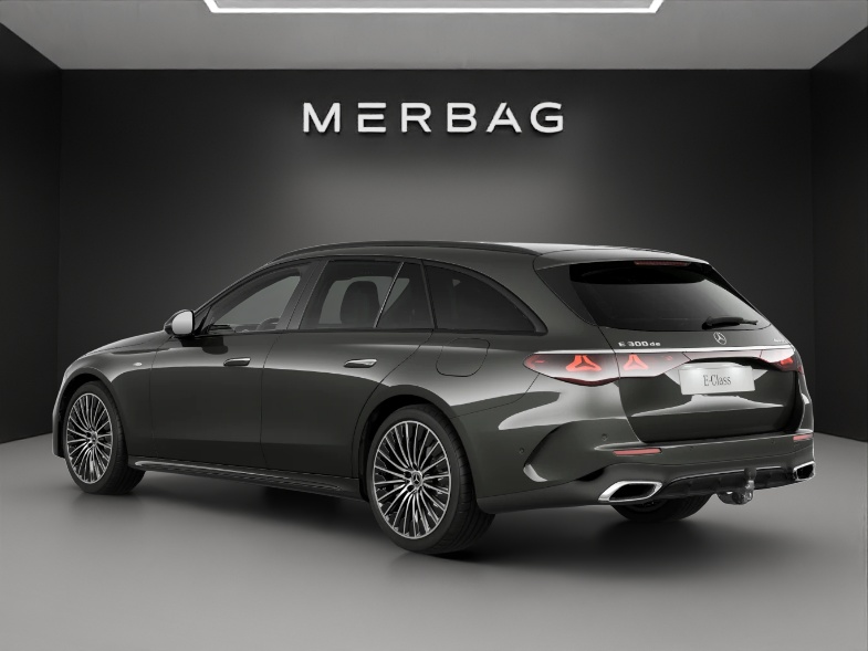 MERCEDES-BENZ E 300 de T 4Matic 9G-Tronic - 4