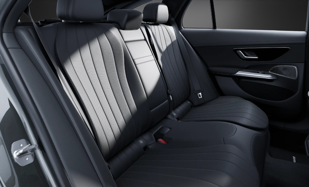 MERCEDES-BENZ E 300 de T 4Matic 9G-Tronic - 10