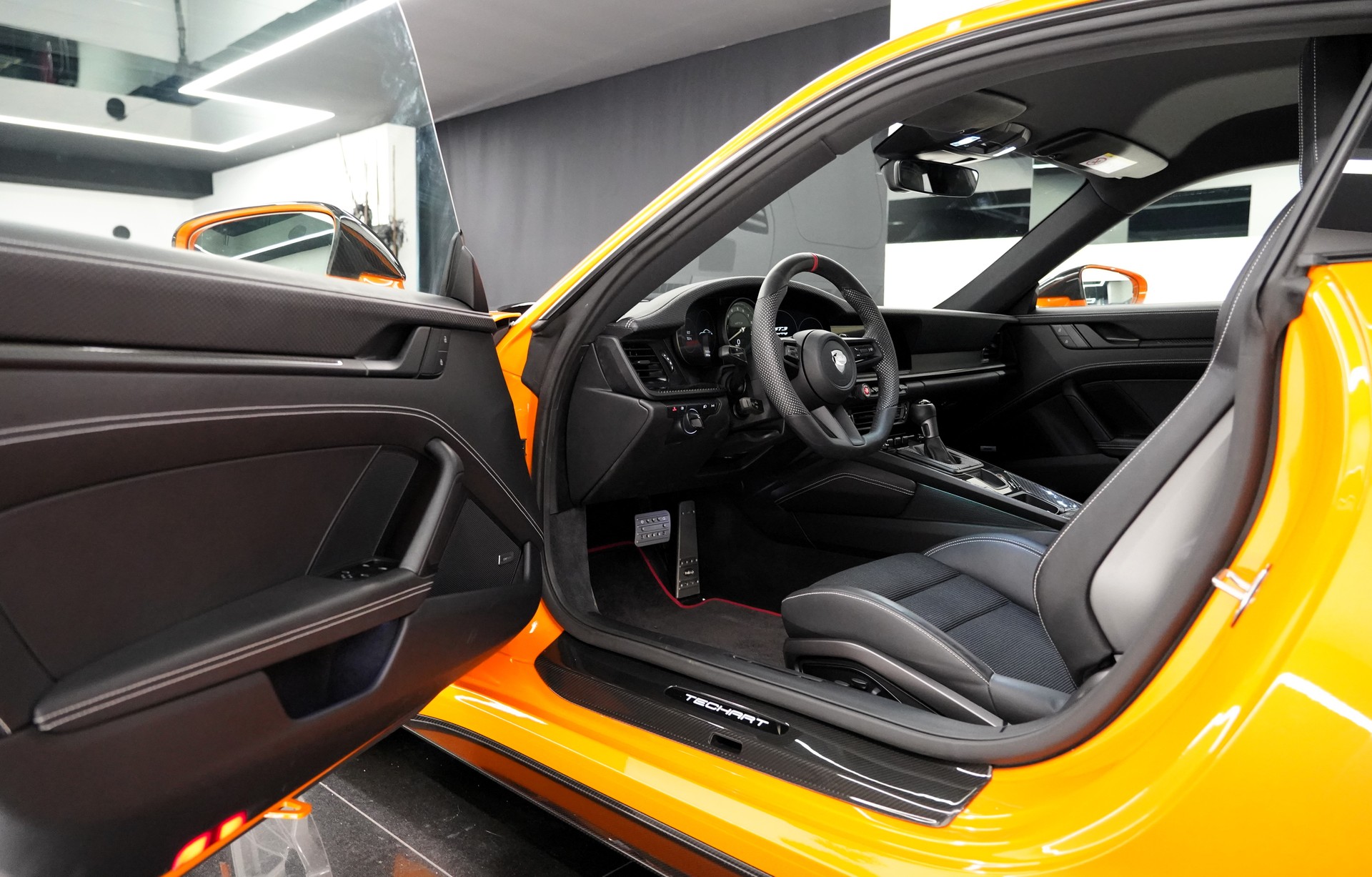 PORSCHE 911 GT3 Touring PDK GT3 - 8