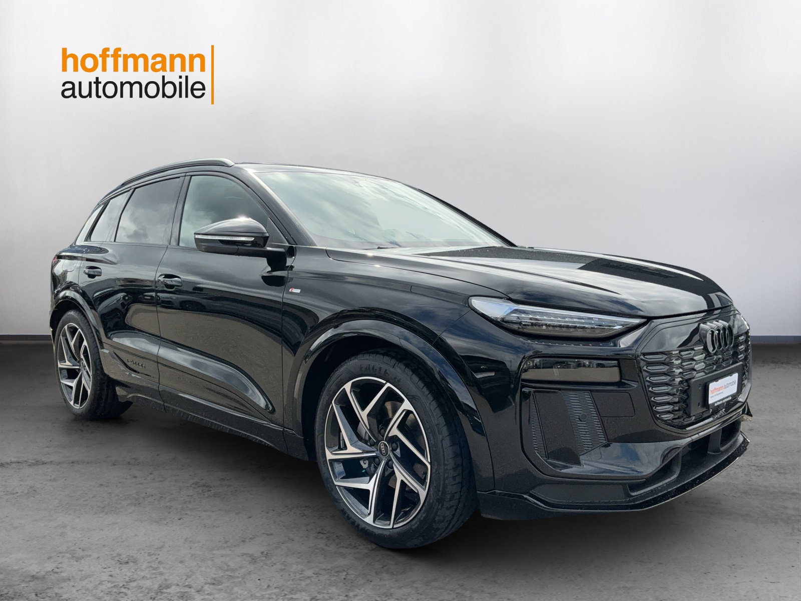 AUDI Q6 e-tron quattro - 3