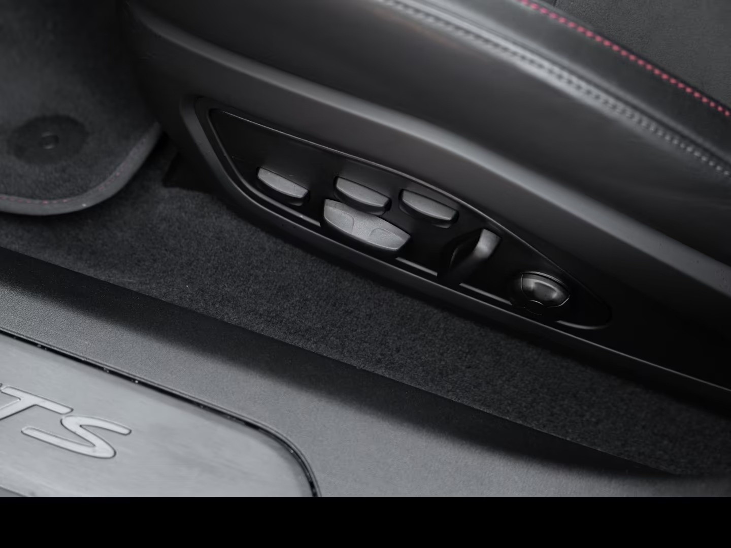 PORSCHE Taycan Sport Turismo GTS - 15