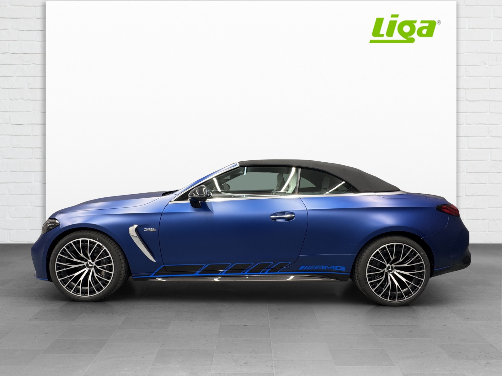 MERCEDES-BENZ AMG CLE 53 4Matic+ Cabriolet - 3