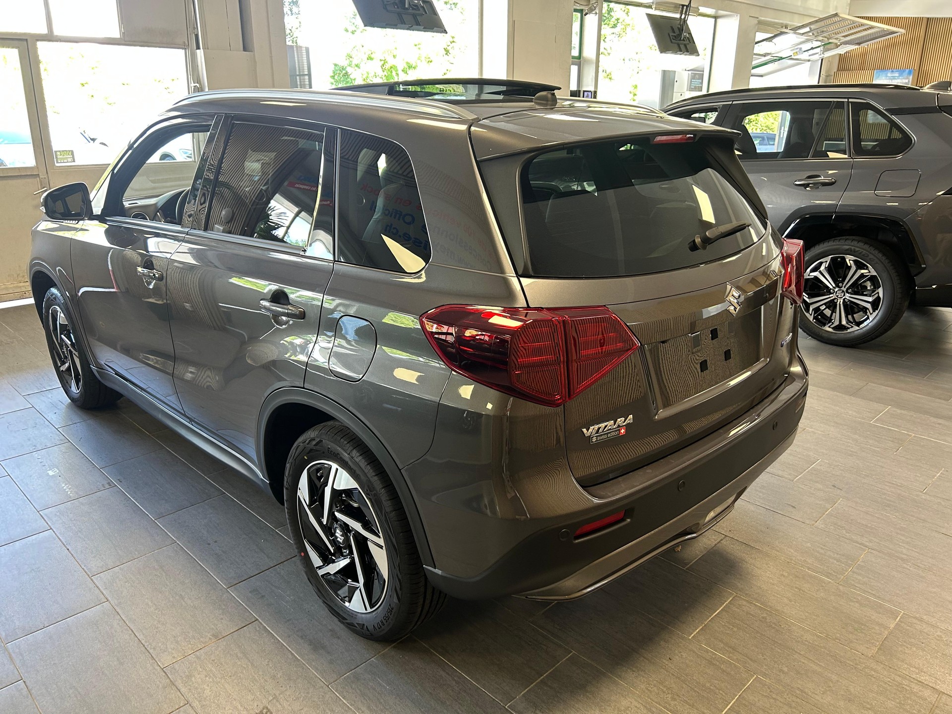 SUZUKI Vitara 1.4 T Compact Top Hybrid 4x4 - 7