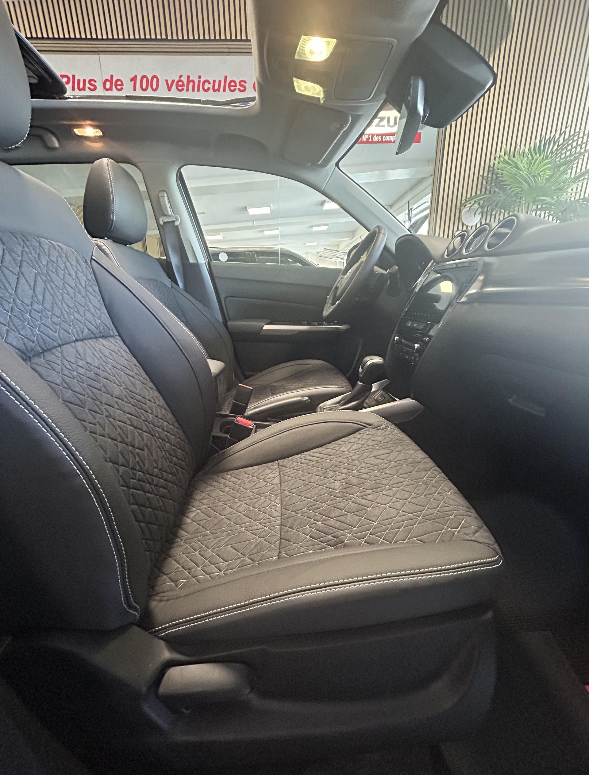 SUZUKI Vitara 1.4 T Compact Top Hybrid 4x4 - 17