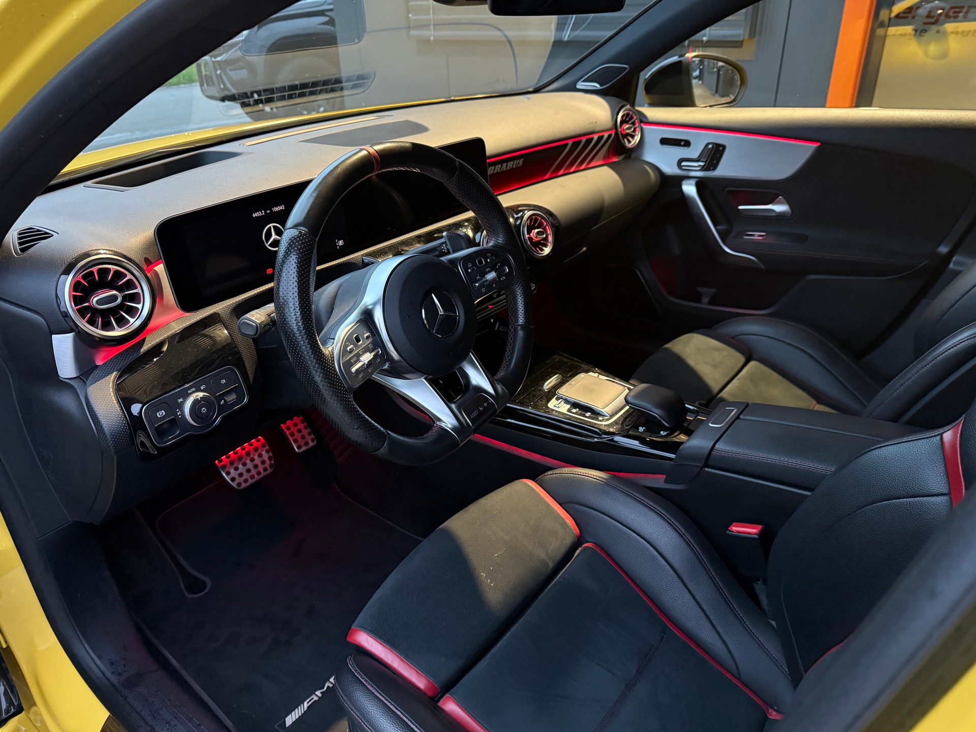 MERCEDES-BENZ A 35 AMG 4Matic Speedshift - 4