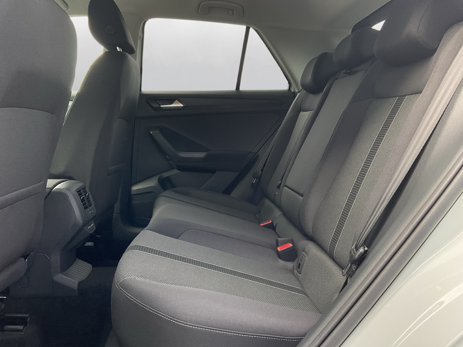 VW T-Roc 1.5 TSI EVO Life United DSG - 11