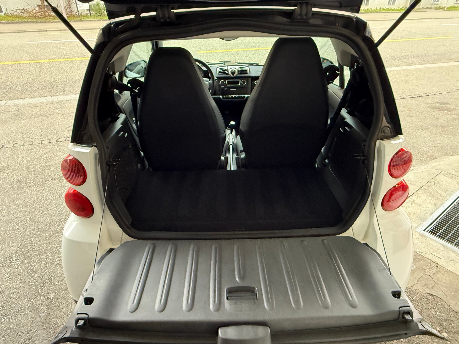 SMART fortwo pure mhd softouch - 12