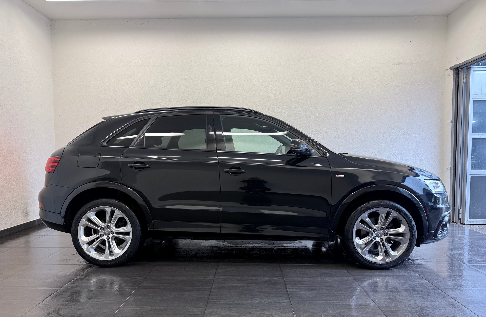 AUDI Q3 2.0 TDI quattro S-tronic - 6