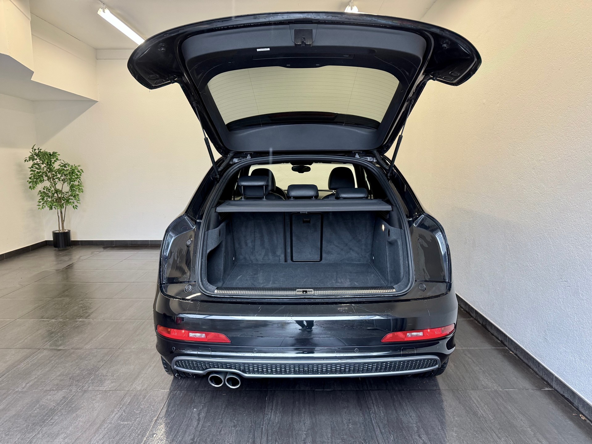 AUDI Q3 2.0 TDI quattro S-tronic - 12