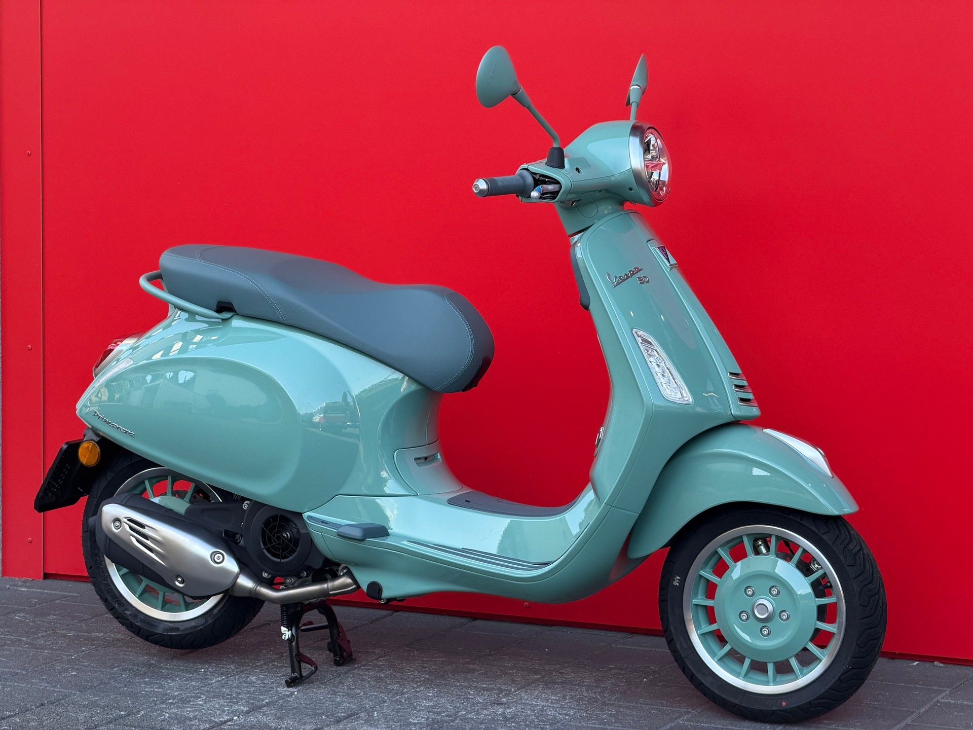PIAGGIO Vespa Primavera 125 80th ABS E5+ - 10
