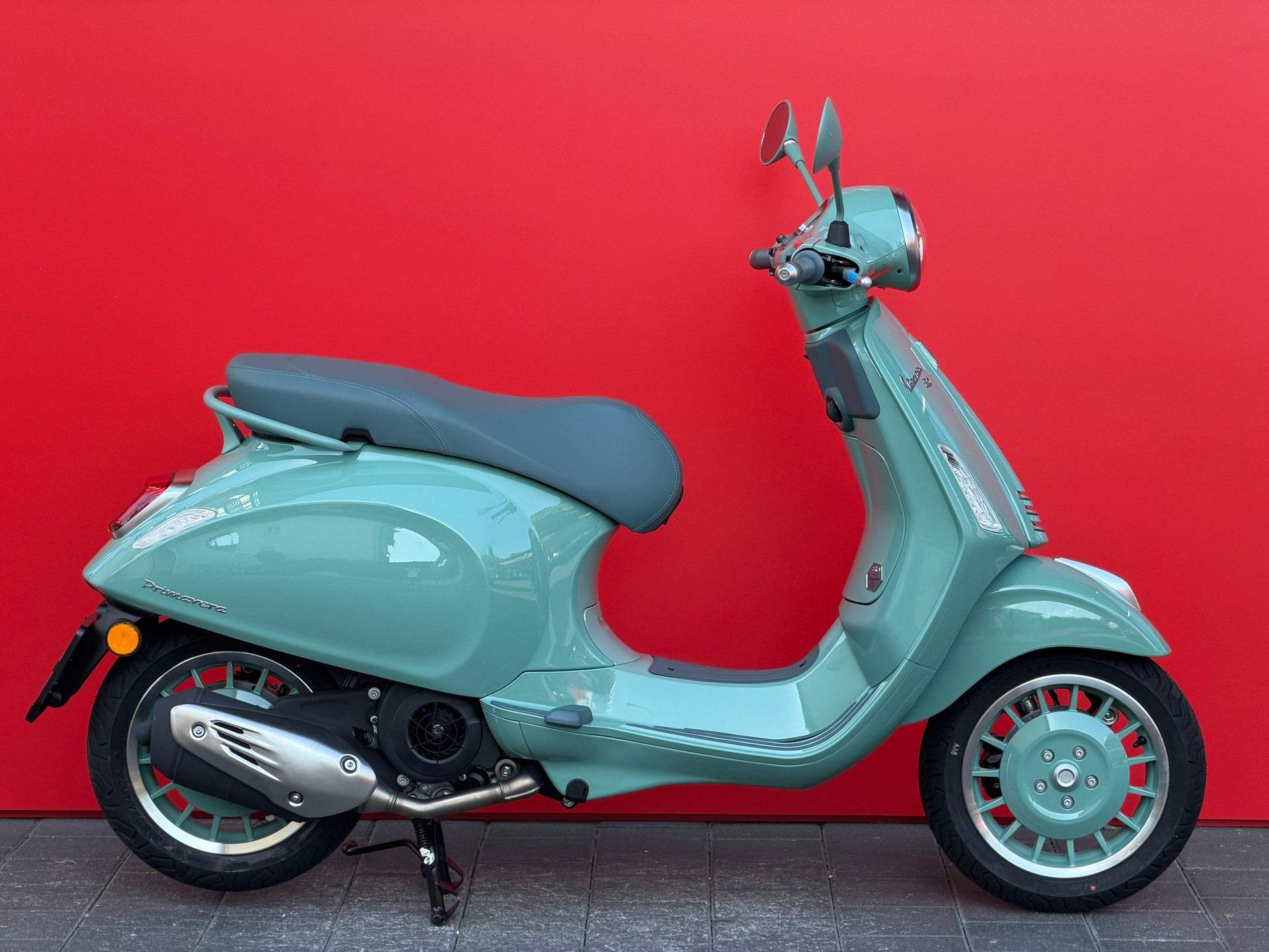 PIAGGIO Vespa Primavera 125 80th ABS E5+ - 1