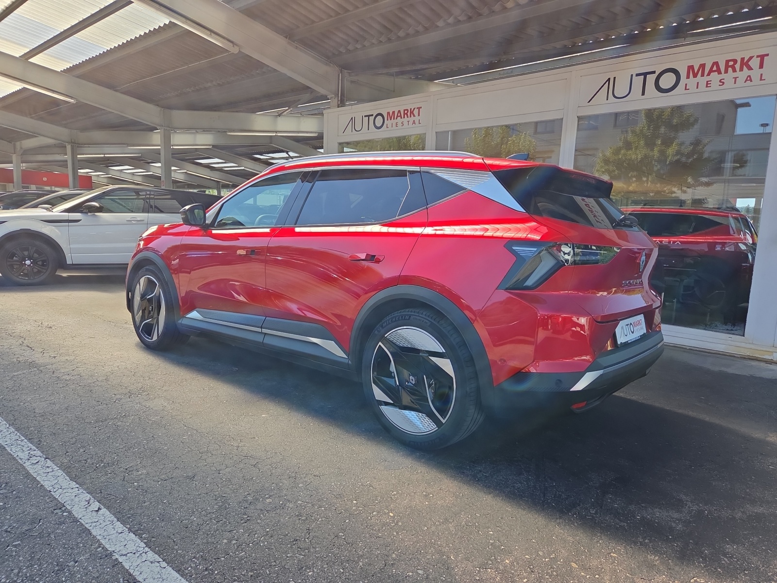 RENAULT Scénic E-Tech Long Range Iconic - 3